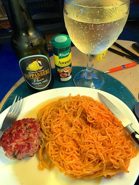 A Burger with spaghetti