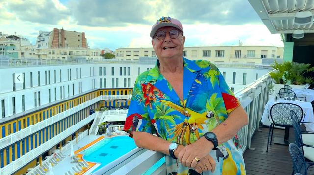 A King by a pool