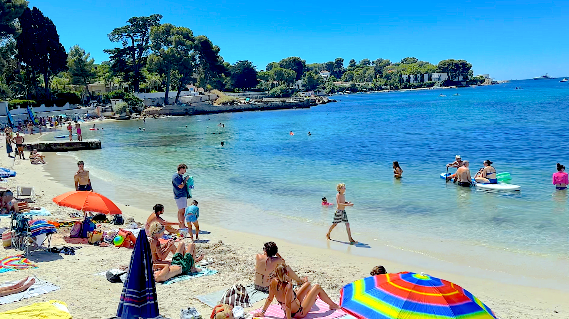 A July beach on the Riviera